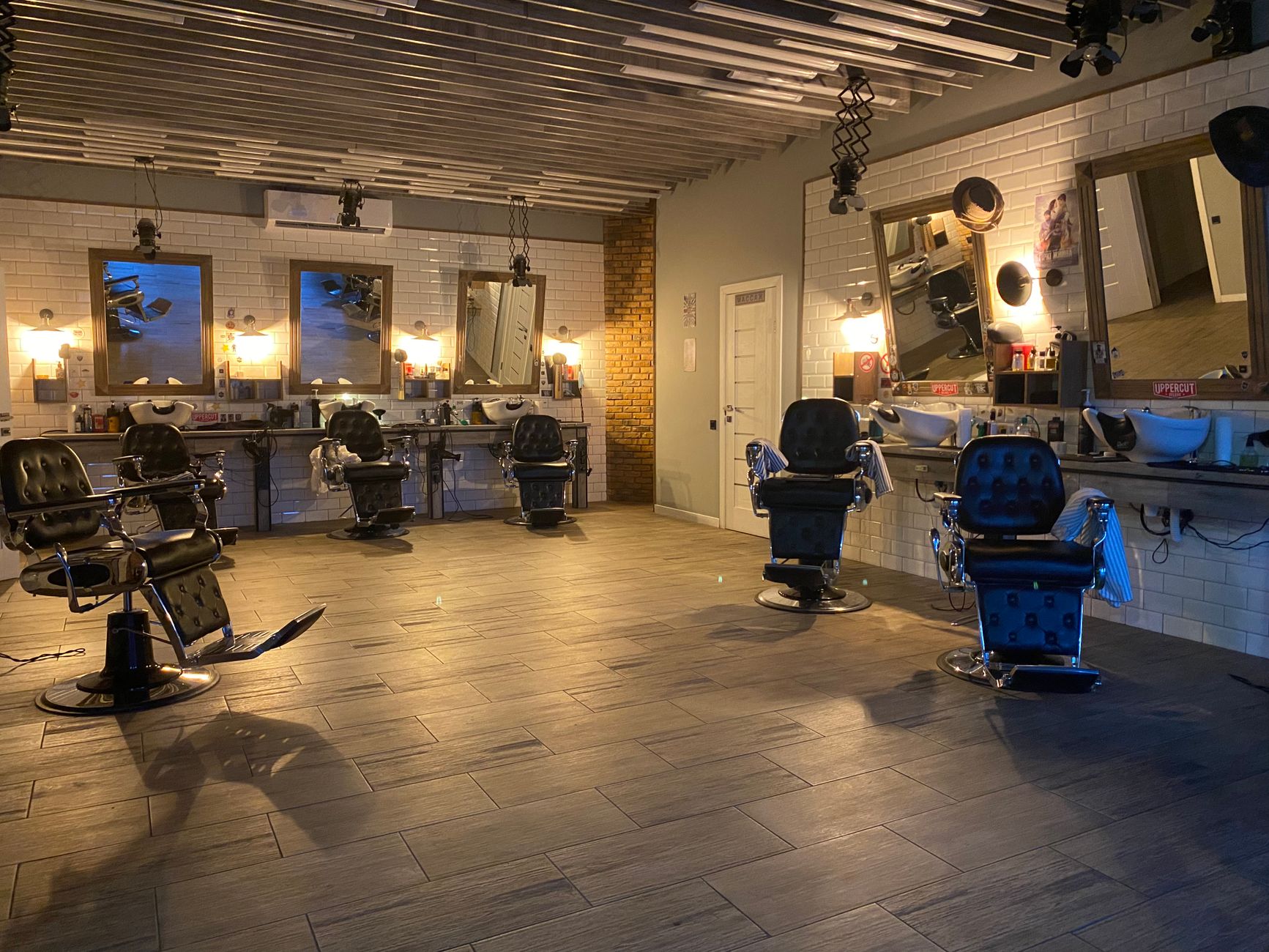Golden Hour Salon — hairdresser